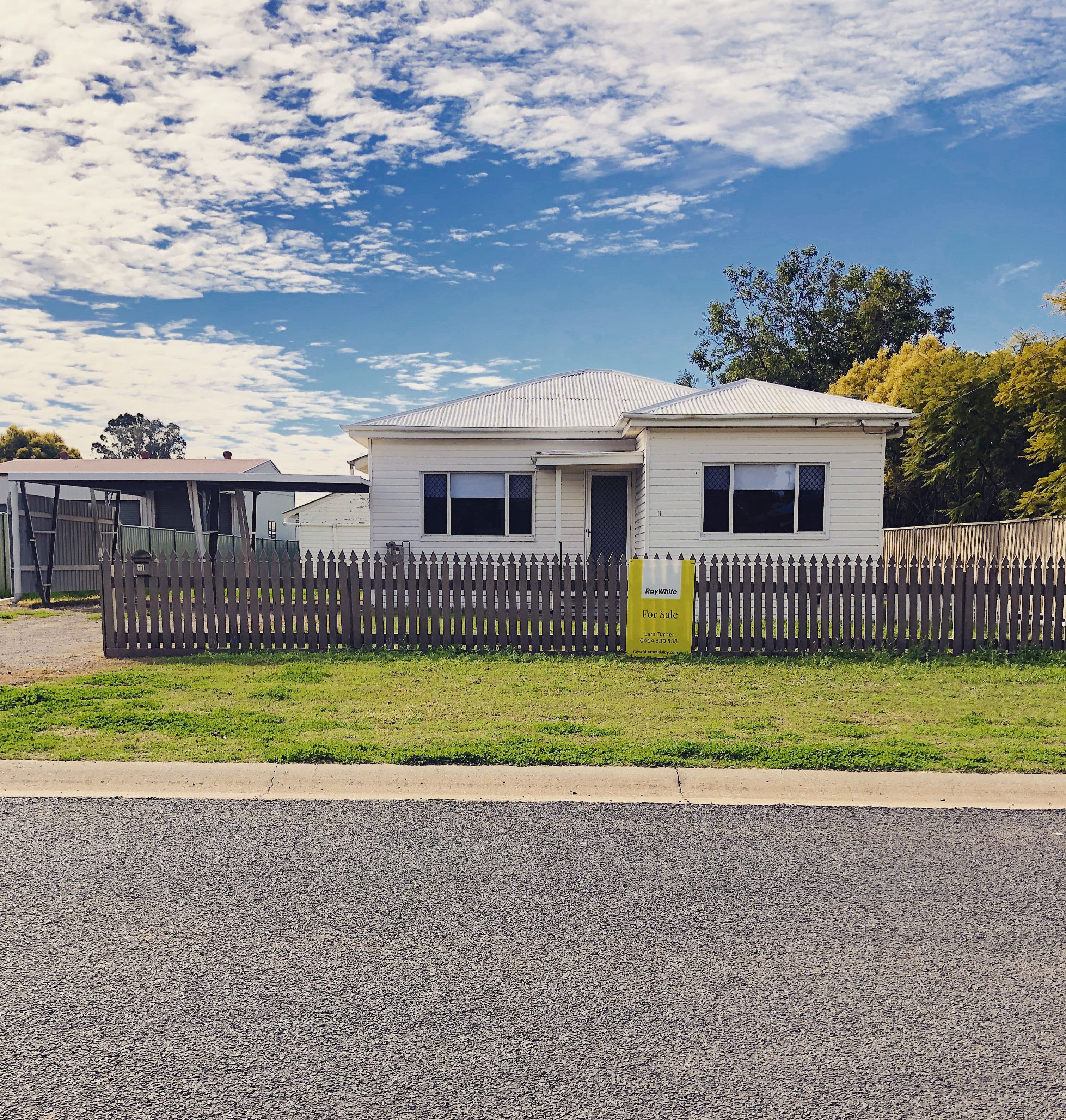 11 Thorley Street, Dalby QLD 4405, Dalby - Image 1