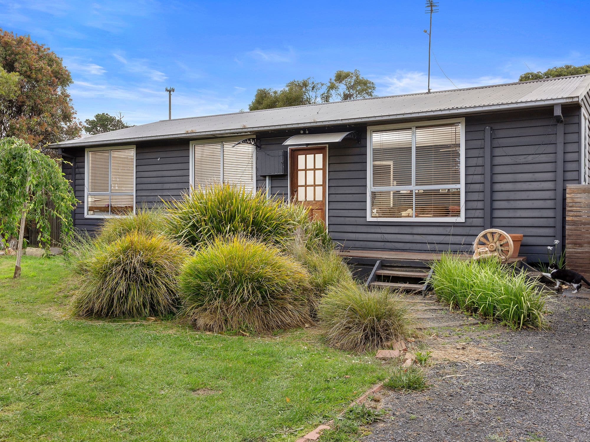 4 Long Street, Leongatha VIC 3953, Leongatha - Image 1
