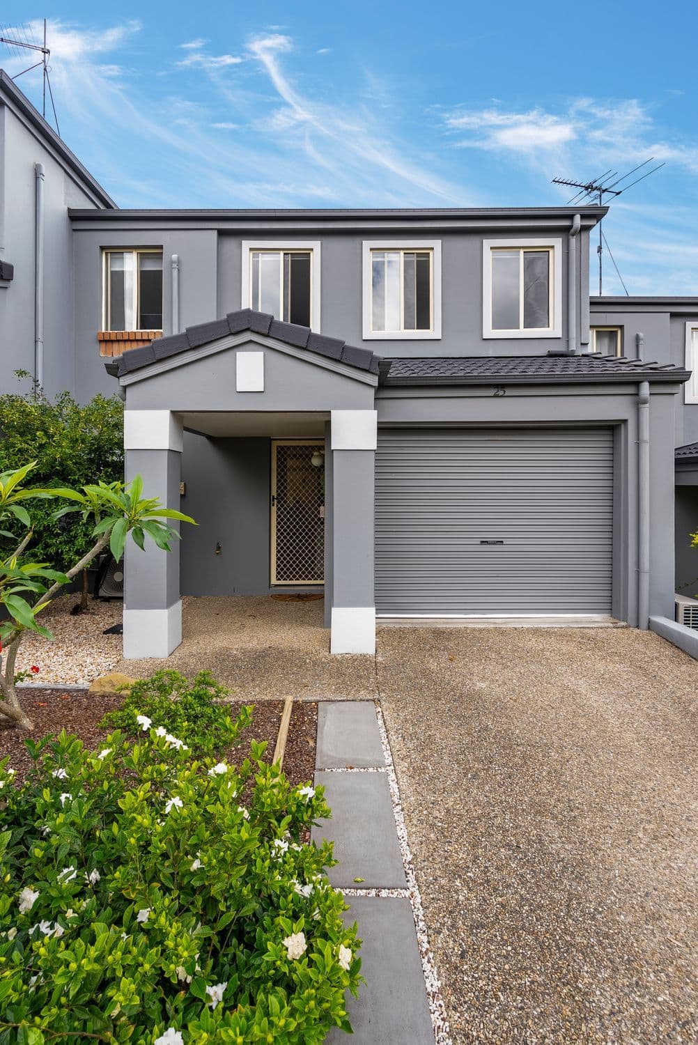 10 Chapman Place, Oxley QLD 4075, Oxley - Image 1