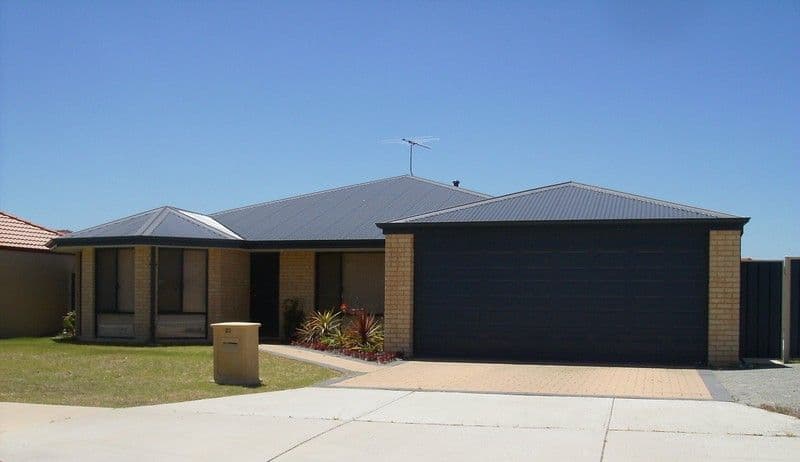 21 Ralphs Street, SEVILLE GROVE WA 6112, Seville Grove - Image 1