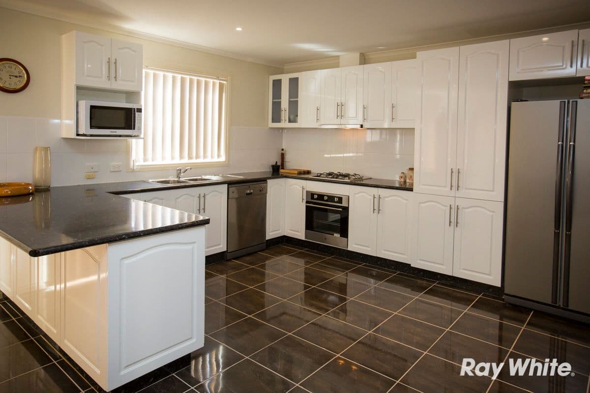 33B Pomegranate Way, PAKENHAM VIC 3810, Pakenham - Image 1