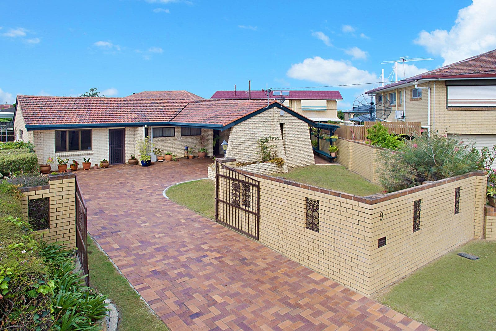9 Tallis Street, Macgregor QLD 4109, Macgregor - Image 1