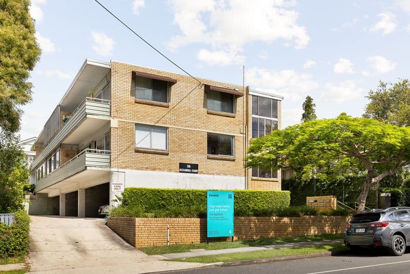 36 Alexandra Road, Ascot - Image 1