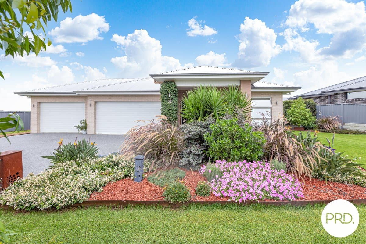 37 Johannes Street, LOCHINVAR NSW 2321, Lochinvar - Image 1