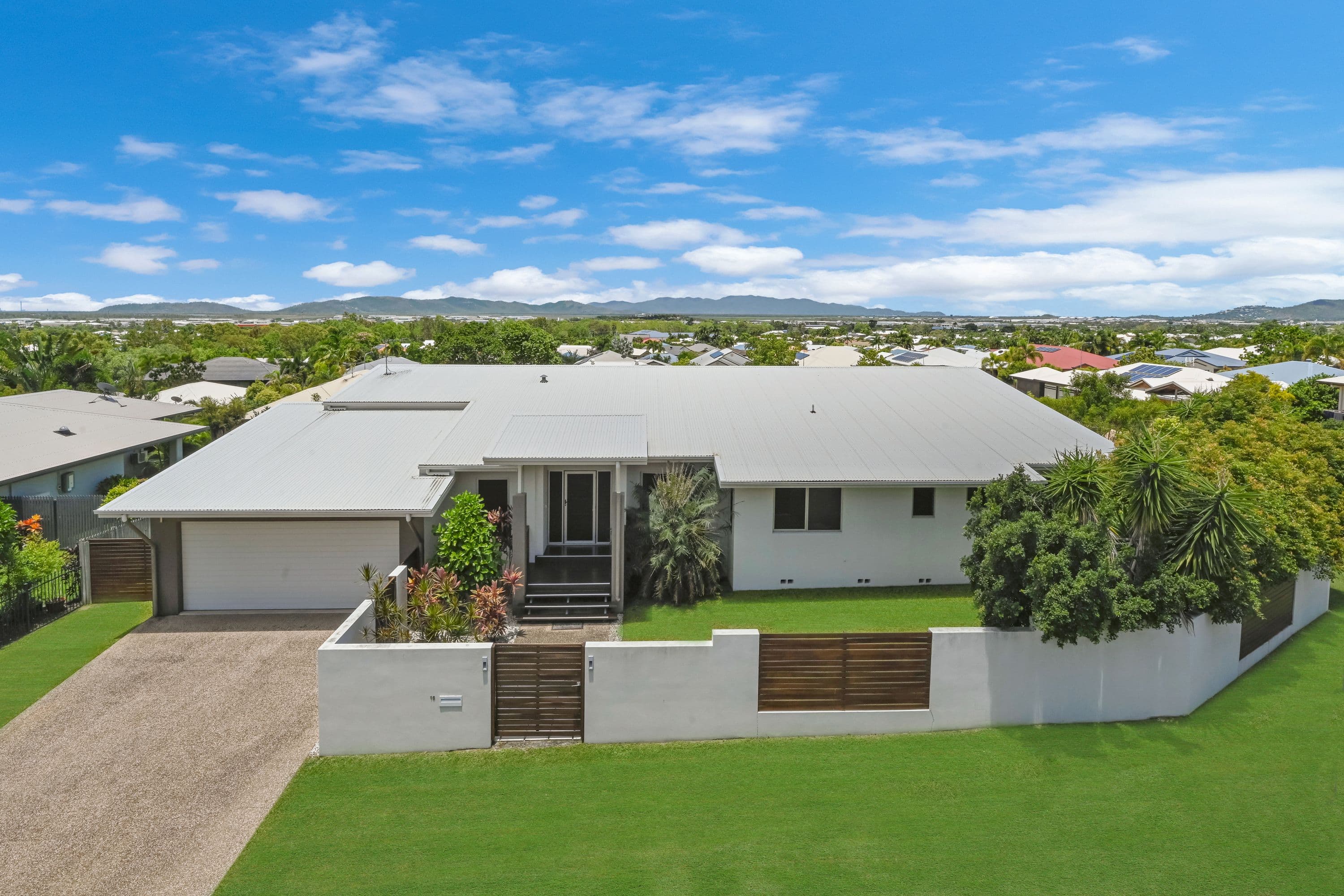 16 Perisher Court, Mount Louisa QLD 4814, Mount Louisa - Image 1