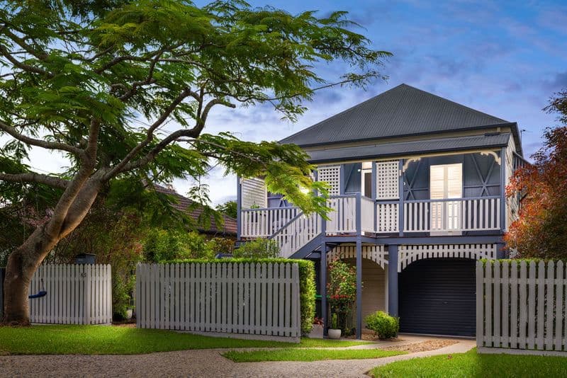 47 Seasome Avenue, Sandgate - Image 1