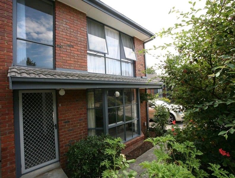 12 Sherwood Avenue, RINGWOOD EAST VIC 3135, Ringwood East - Image 1