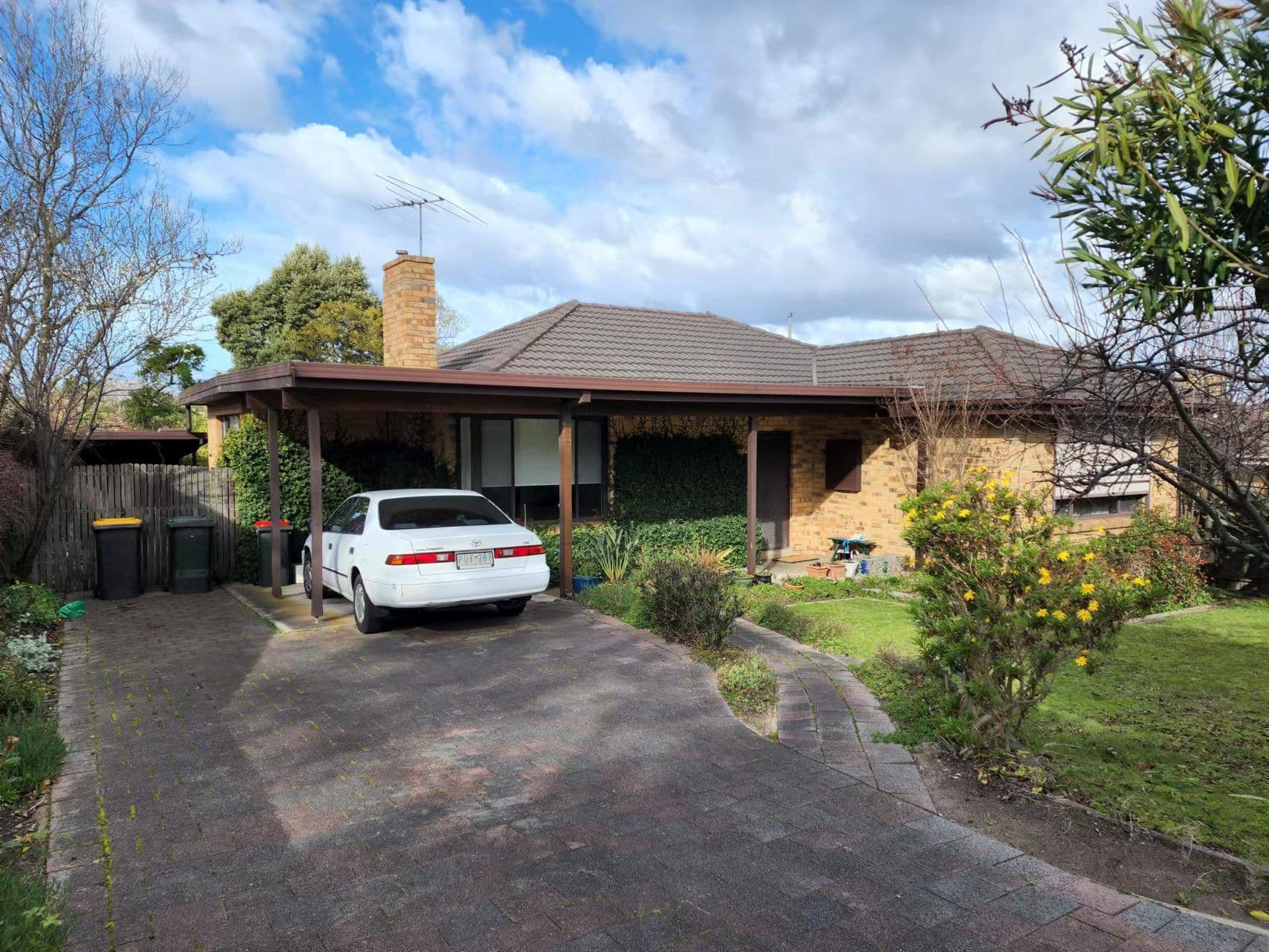 12 Damon Road, Mount Waverley VIC 3149, Mount Waverley - Image 1