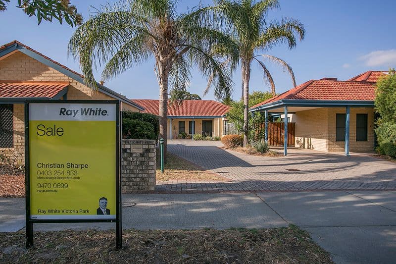 23-25 Queen Street, BENTLEY WA 6102, Bentley - Image 1