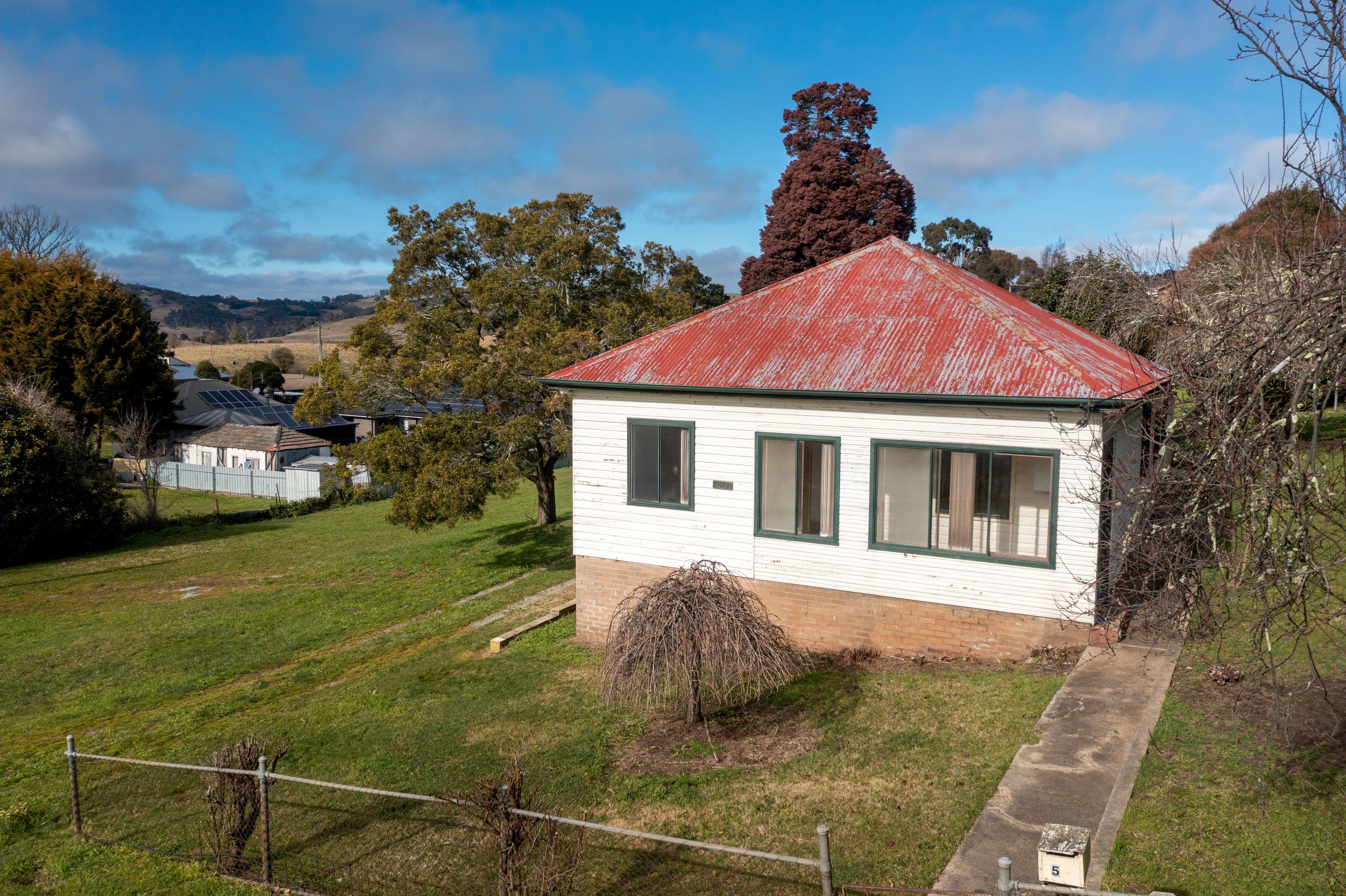 54 Oberon Street, Oberon NSW 2787, Oberon - Image 1