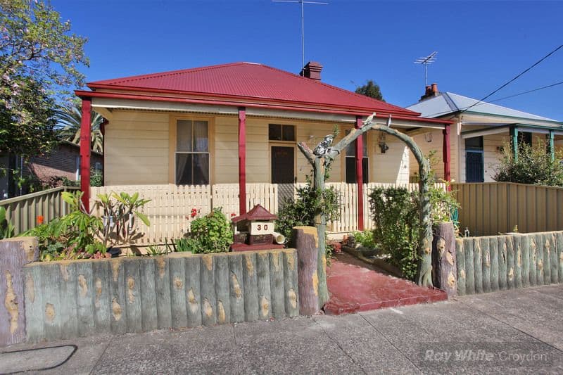 30 Heighway Avenue, Ashfield - Image 1