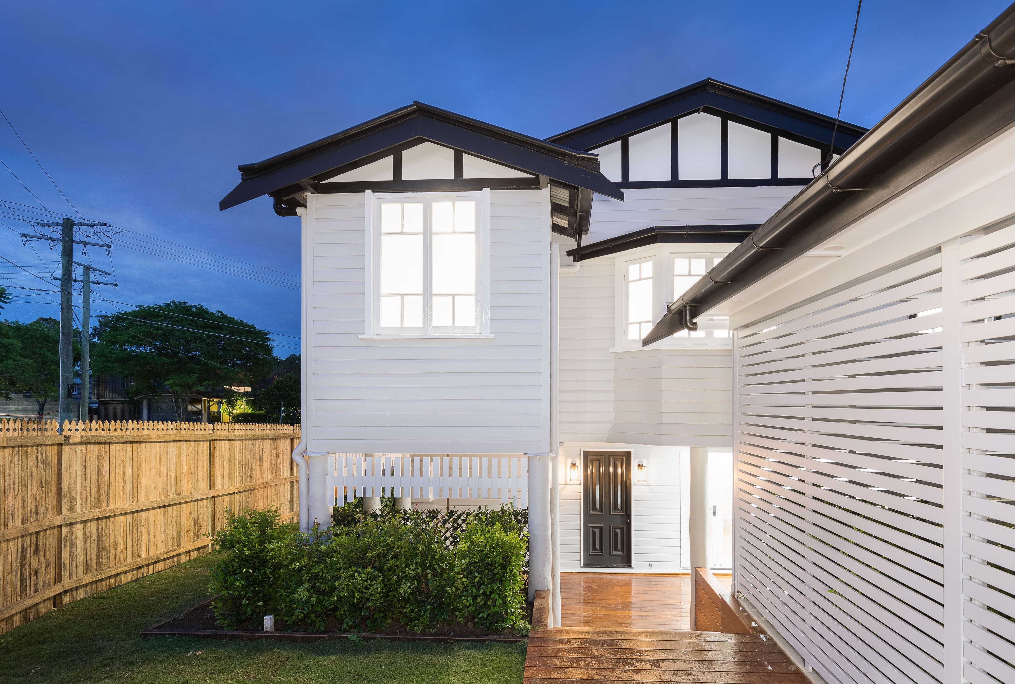 2 Annie Street, Camp Hill QLD 4152, Camp Hill - Image 1