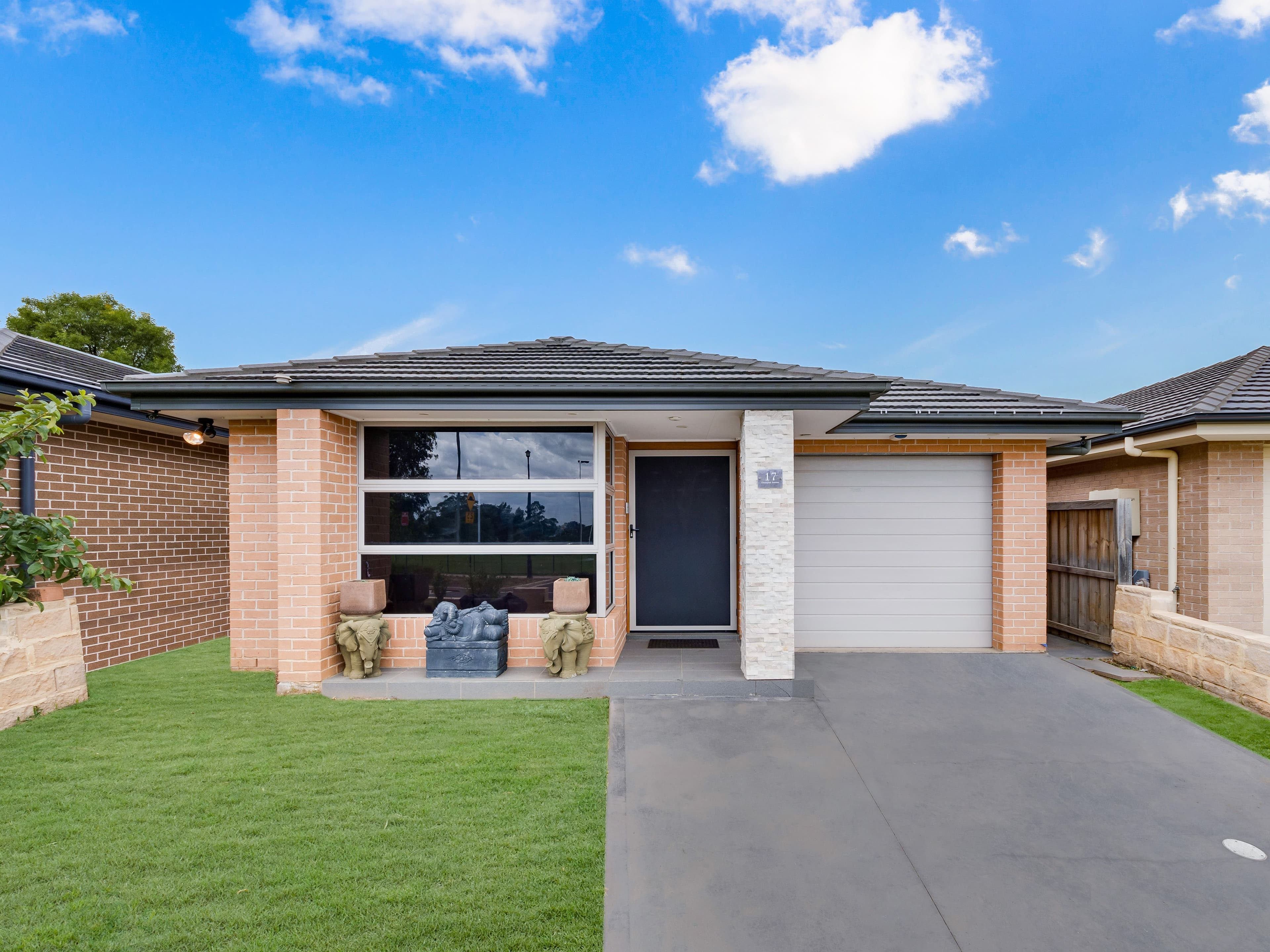 11 Summerfield Drive, Mornington, Mornington - Image 1