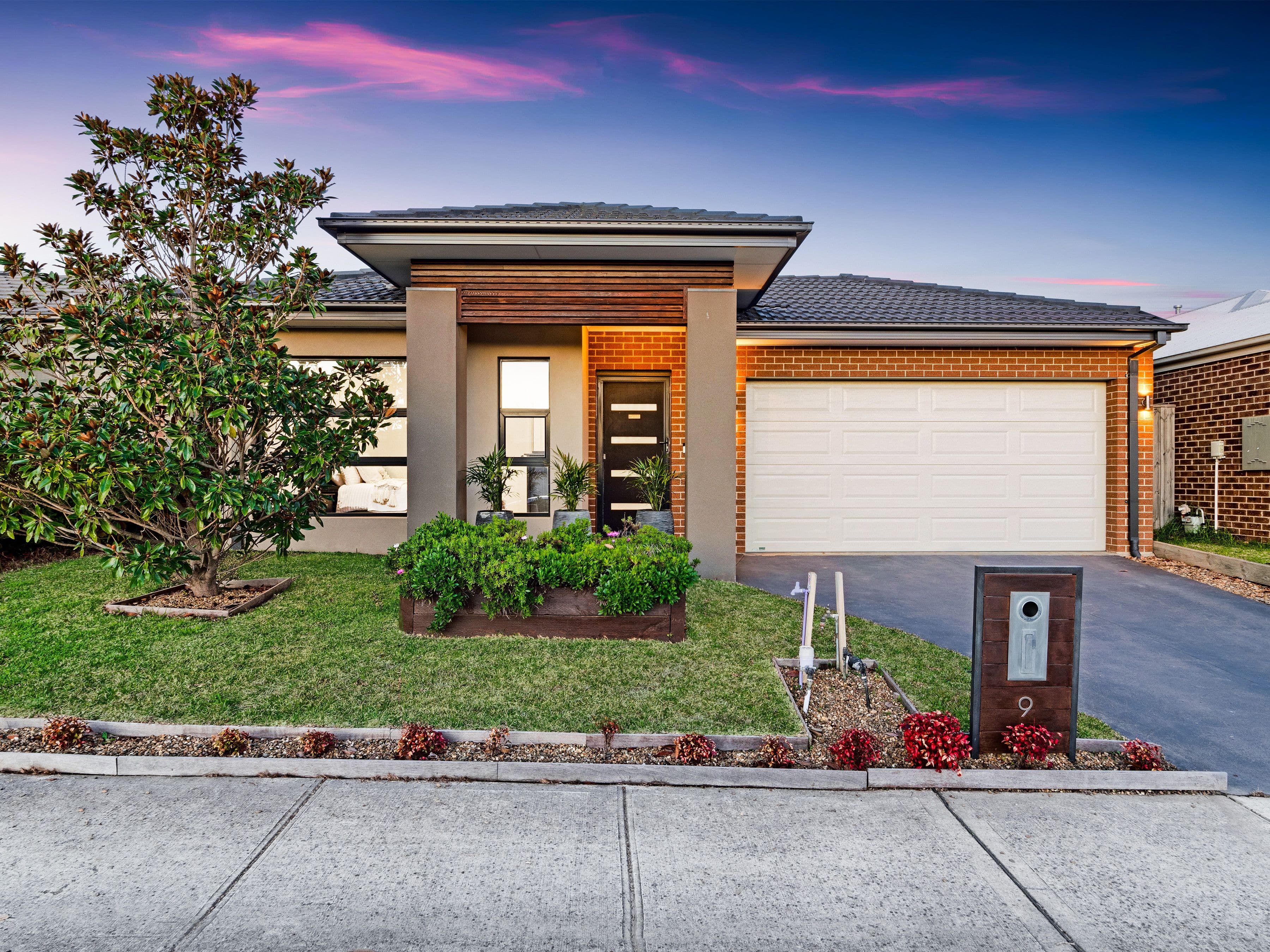 9 Goodenia Loop, Cranbourne West VIC 3977, Cranbourne West - Image 1