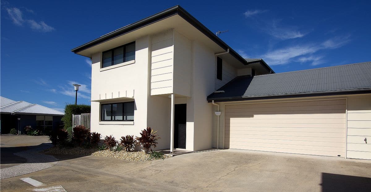 4 Lindesay Street, Caloundra West QLD 4551, Caloundra West - Image 1