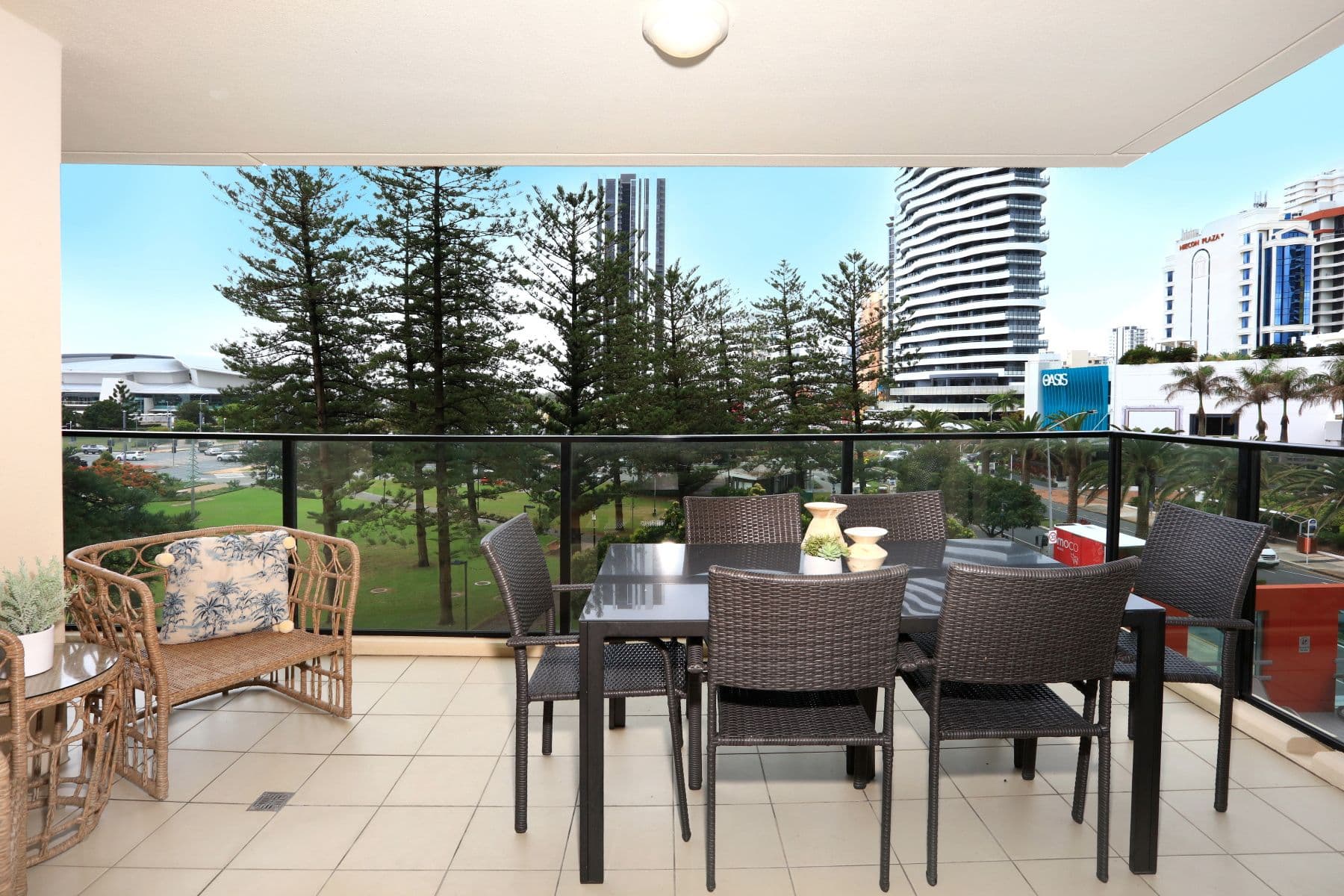 305 'Broadbeach on the Park' 2685 Gold Coast Highway, Broadbeach QLD 4218, Broadbeach - Image 1