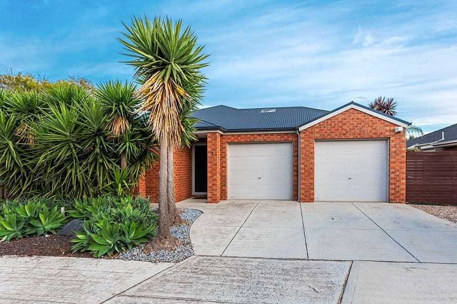 8 Harrow Place, Truganina VIC 3029, Truganina - Image 1