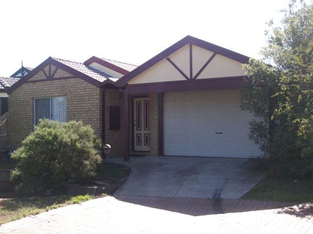 24 Harvey Court, ROXBURGH PARK VIC 3064, Roxburgh Park - Image 1