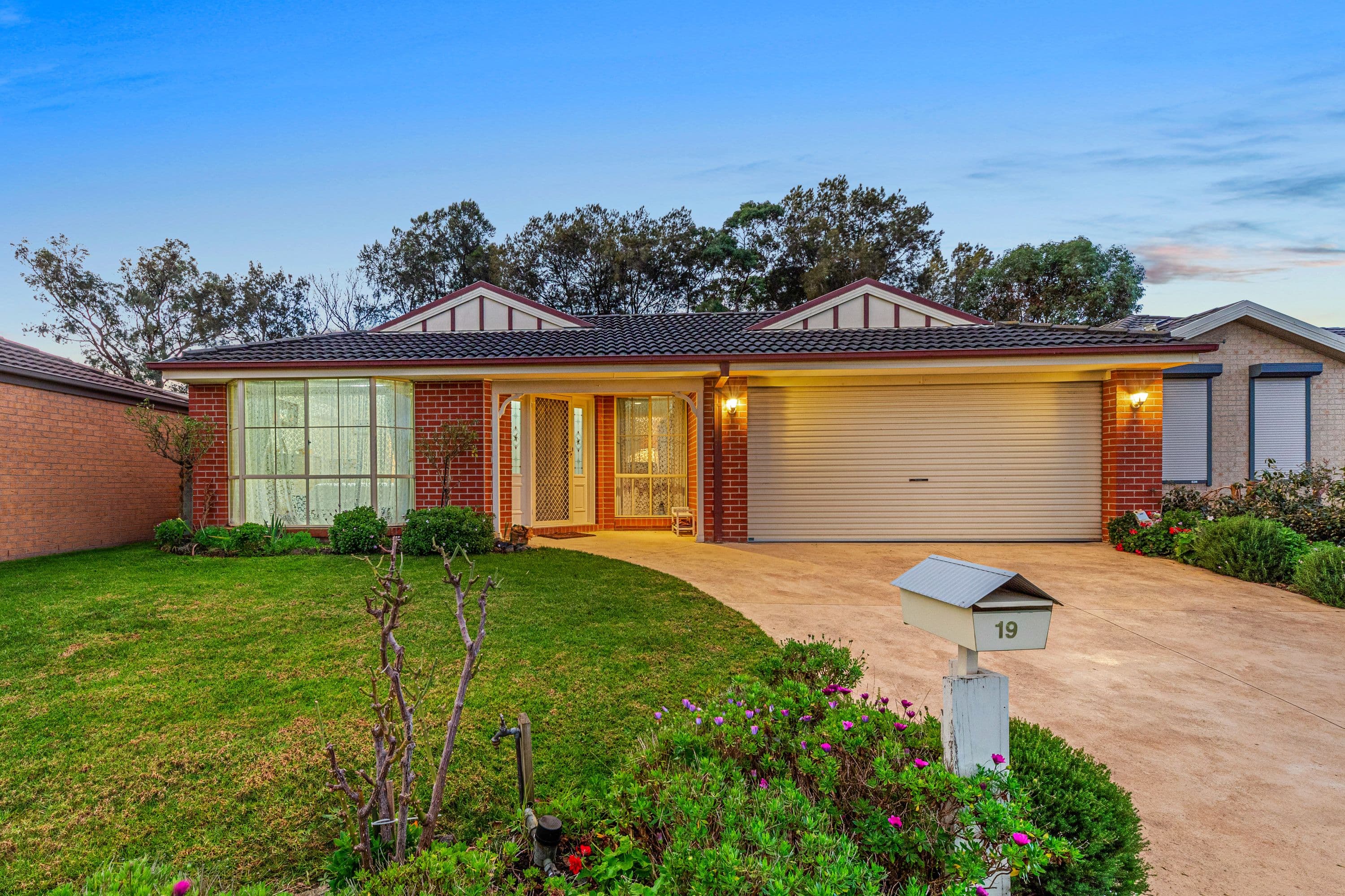 19 Superior Waters, Pakenham VIC 3810, Pakenham - Image 1