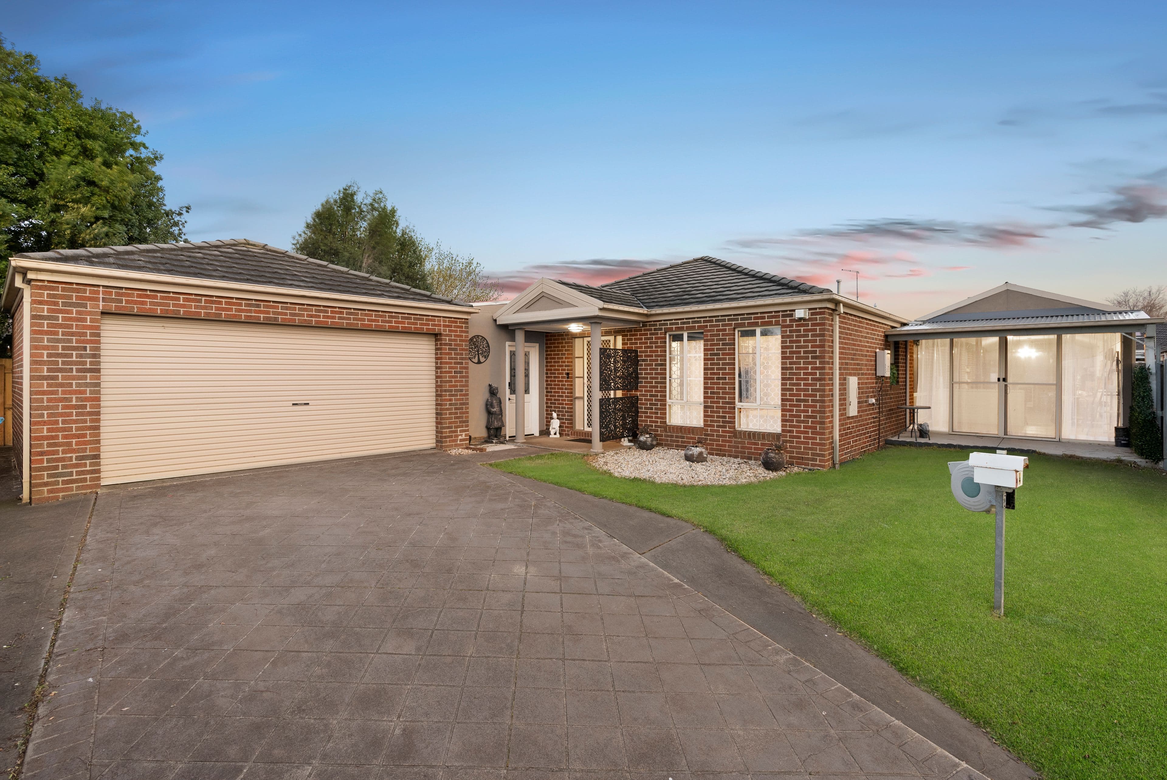 4 Shaz Court, Berwick VIC 3806, Berwick - Image 1