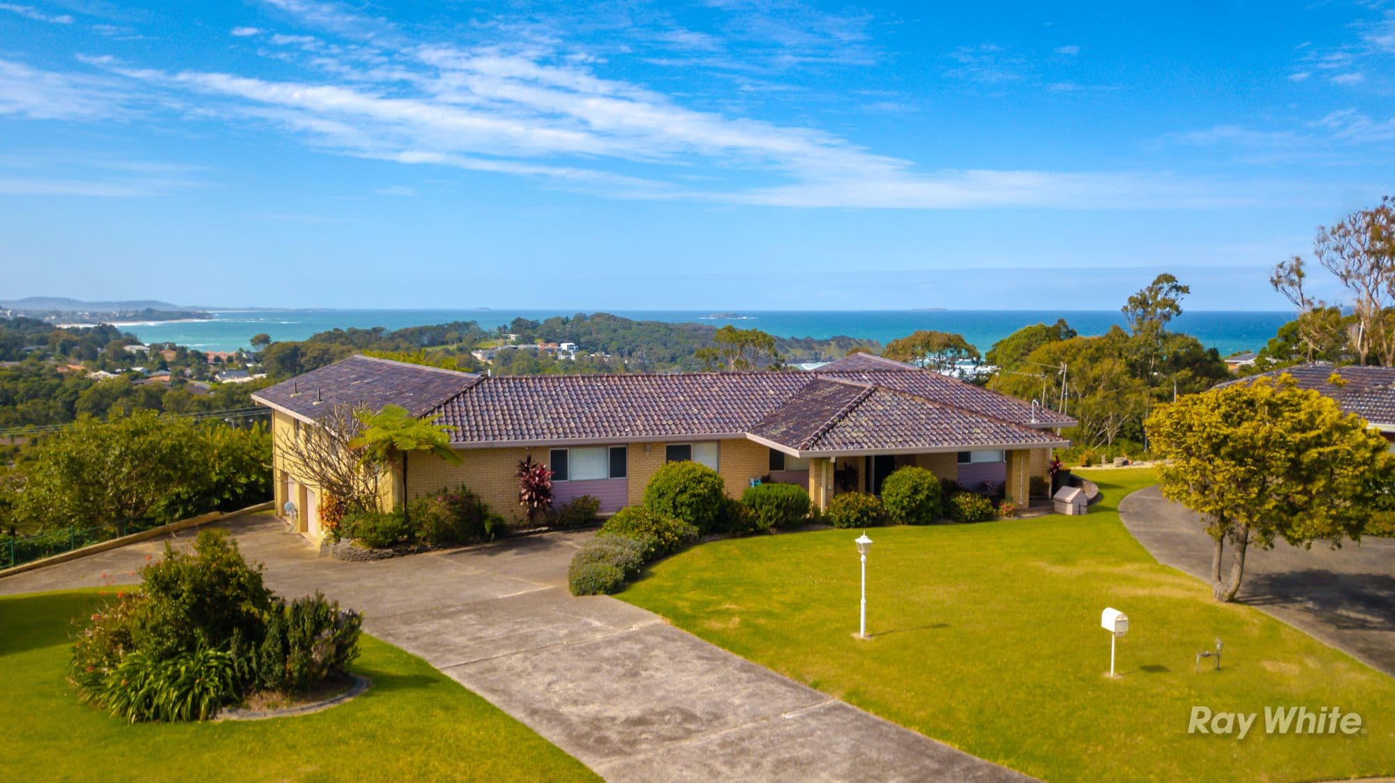 11 Island View Close, Coffs Harbour NSW 2450, Coffs Harbour - Image 1
