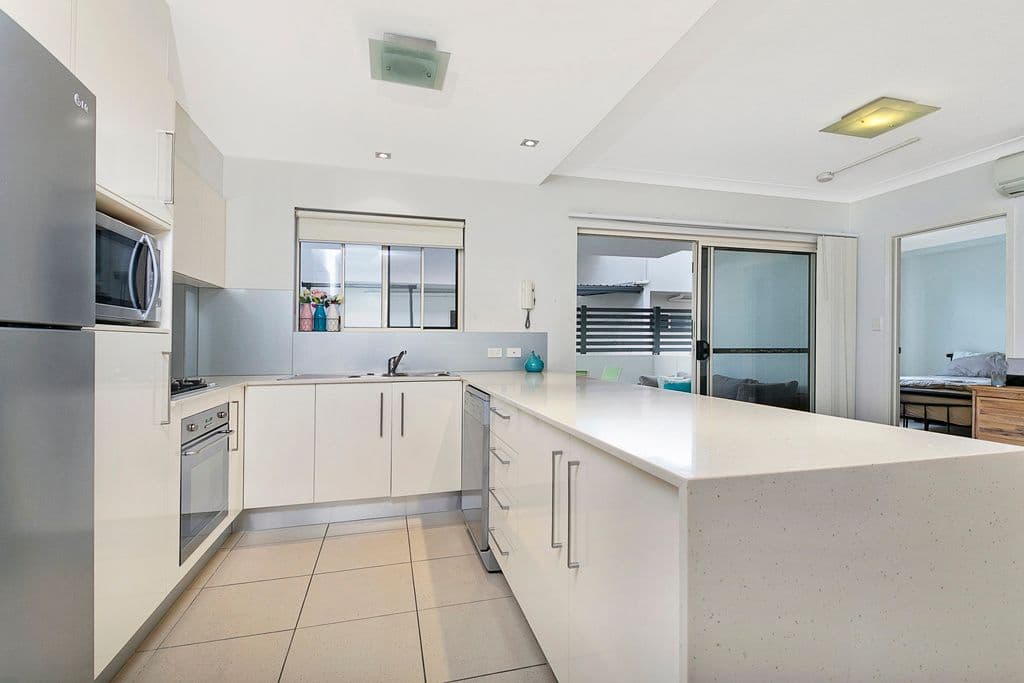 20 Love Street, Bulimba QLD 4171, Bulimba - Image 1