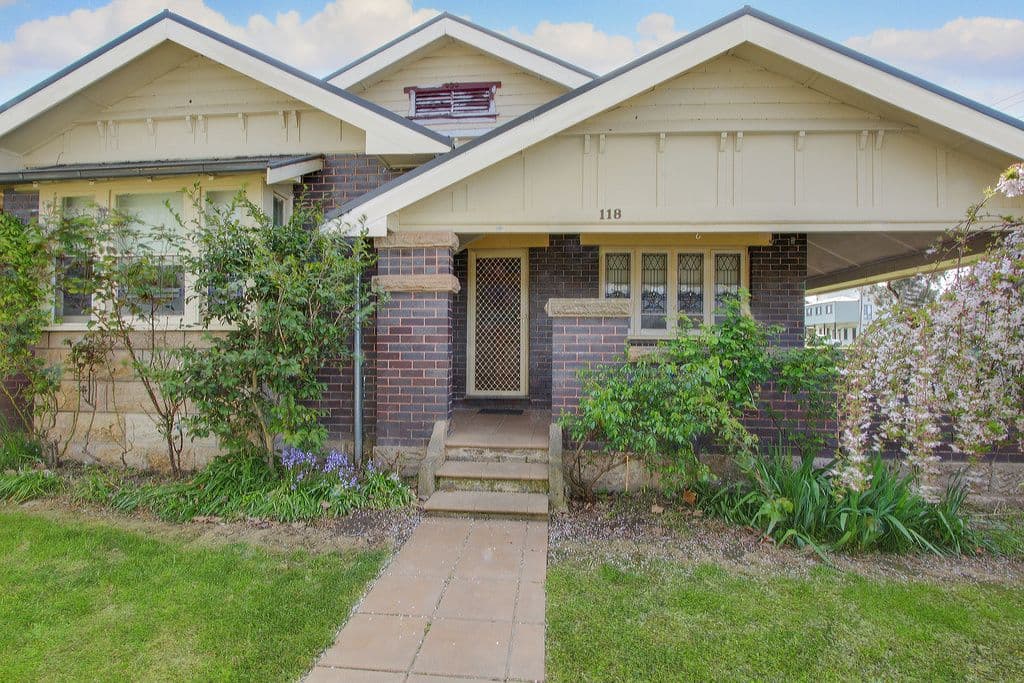 118 Coromandel Street, Goulburn - Image 1