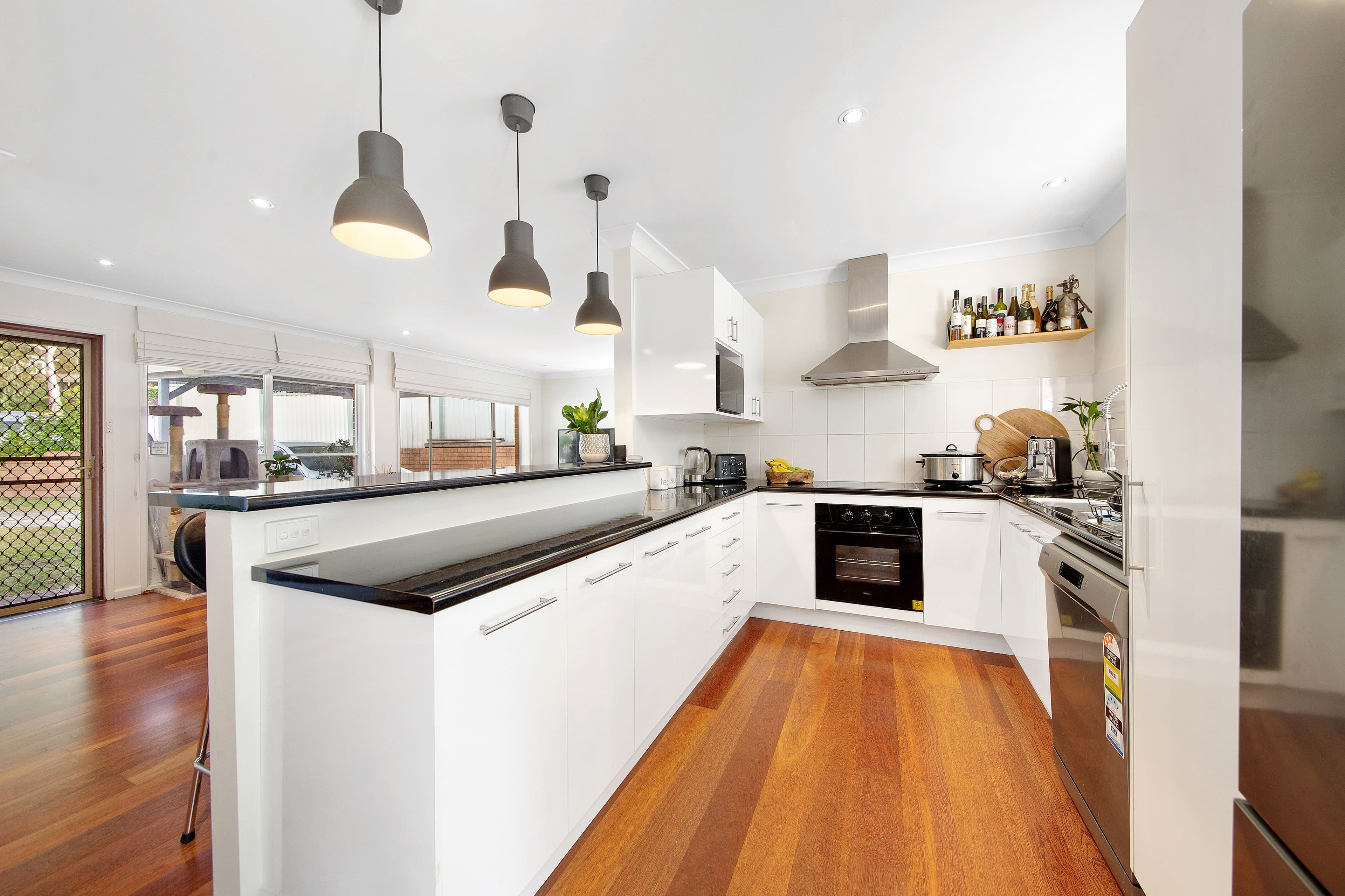 45 Akuna Avenue, Bangor - Image 1