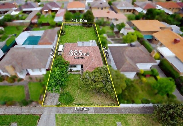 35 Cedar Street, THOMASTOWN VIC 3074, Thomastown - Image 1