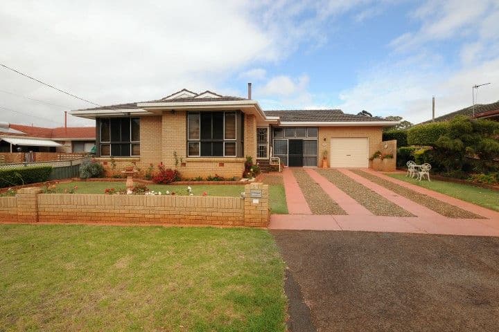 20 Corriedale, HARRISTOWN QLD 4350, Harristown - Image 1