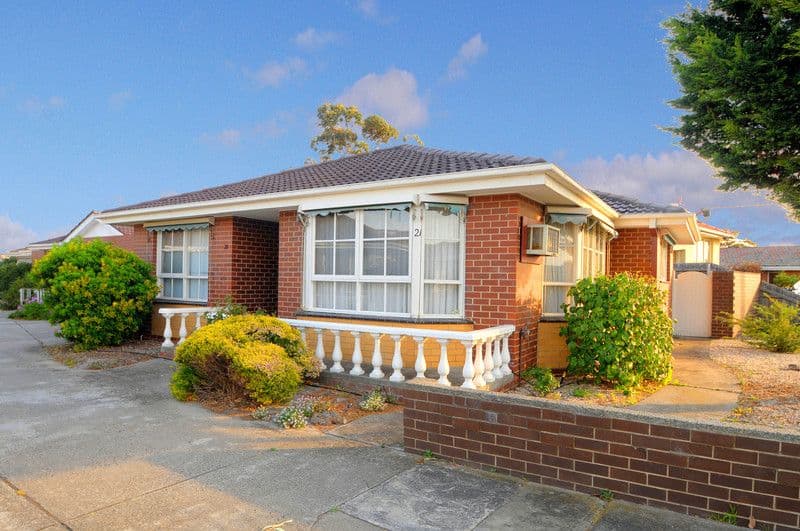 18 Golden Avenue, BONBEACH VIC 3196, Bonbeach - Image 1