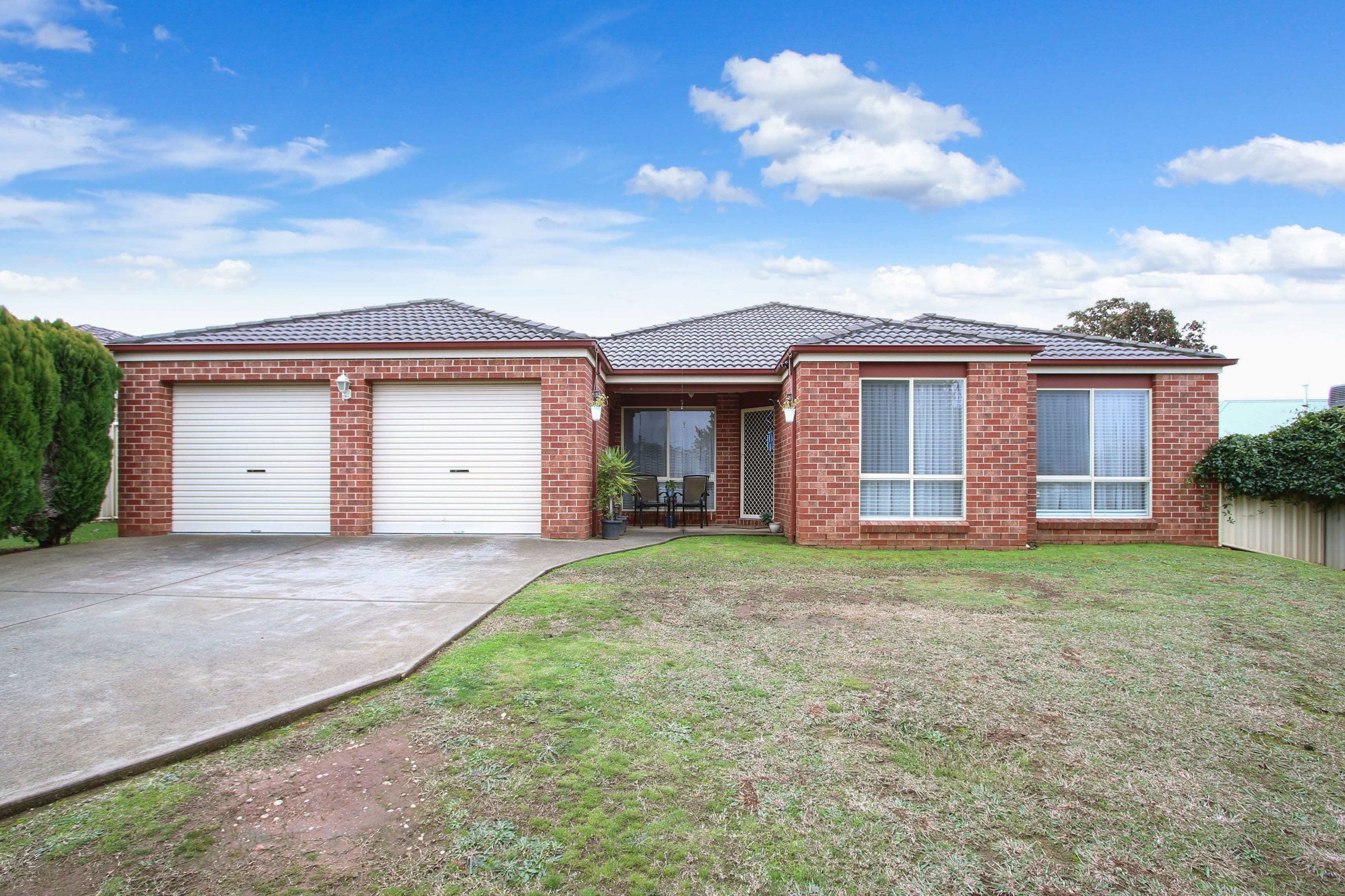 10 Hawk Place, West Wodonga VIC 3690, West Wodonga - Image 1