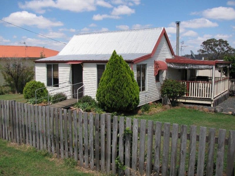 149 Mocatta Street, GOOMBUNGEE QLD 4354, Goombungee - Image 1