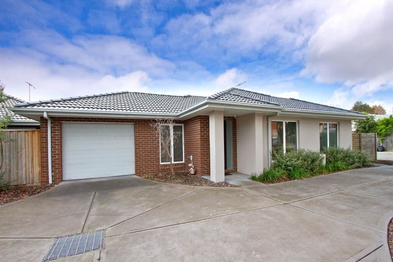 34 Coral Street, FRANKSTON VIC 3199, Frankston - Image 1
