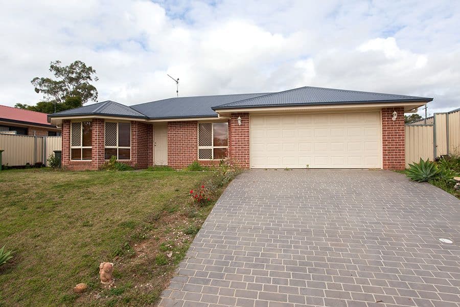 60 Highview Avenue, GATTON QLD 4343, Gatton - Image 1