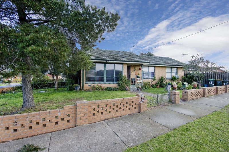 11 Henderson Street, LAVERTON VIC 3028, Laverton - Image 1