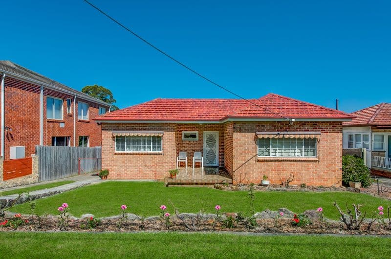 2 Pamela Street, North Ryde - Image 1