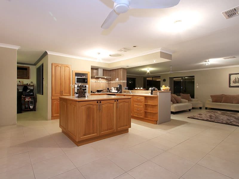 43 Northridge Drive, BALLAJURA WA 6066, Ballajura - Image 1