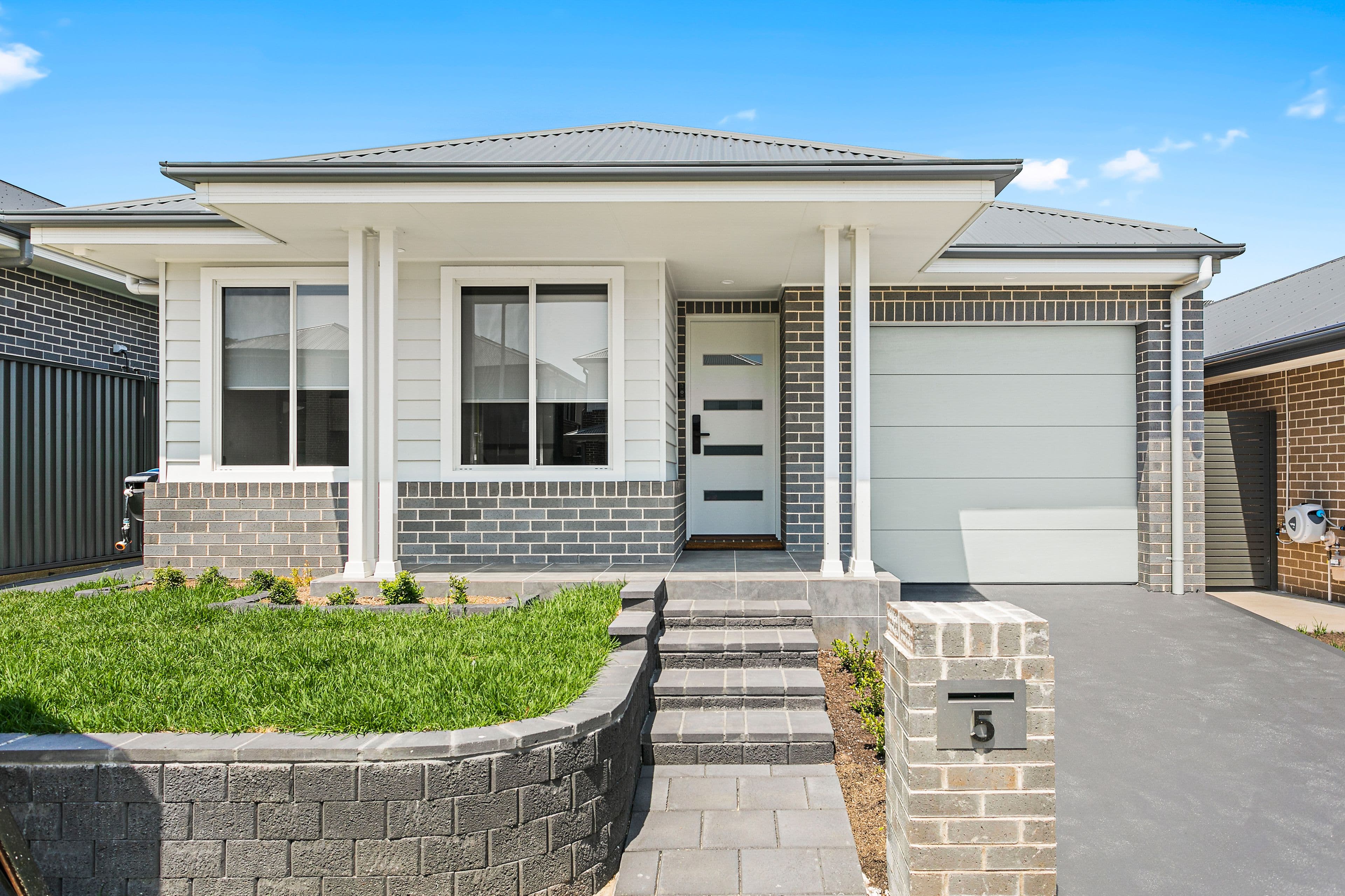 5 Foxground Parade, Tullimbar NSW 2527, Tullimbar - Image 1
