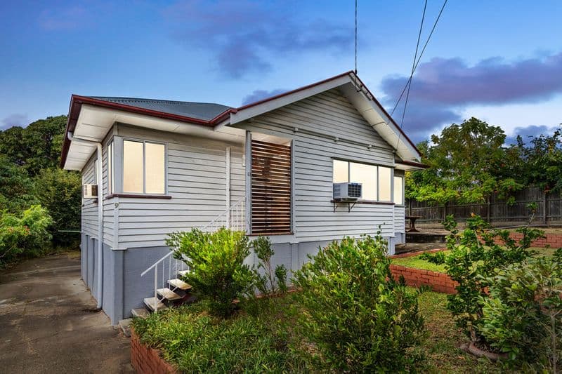 9 Dawson Parade, Keperra - Image 1