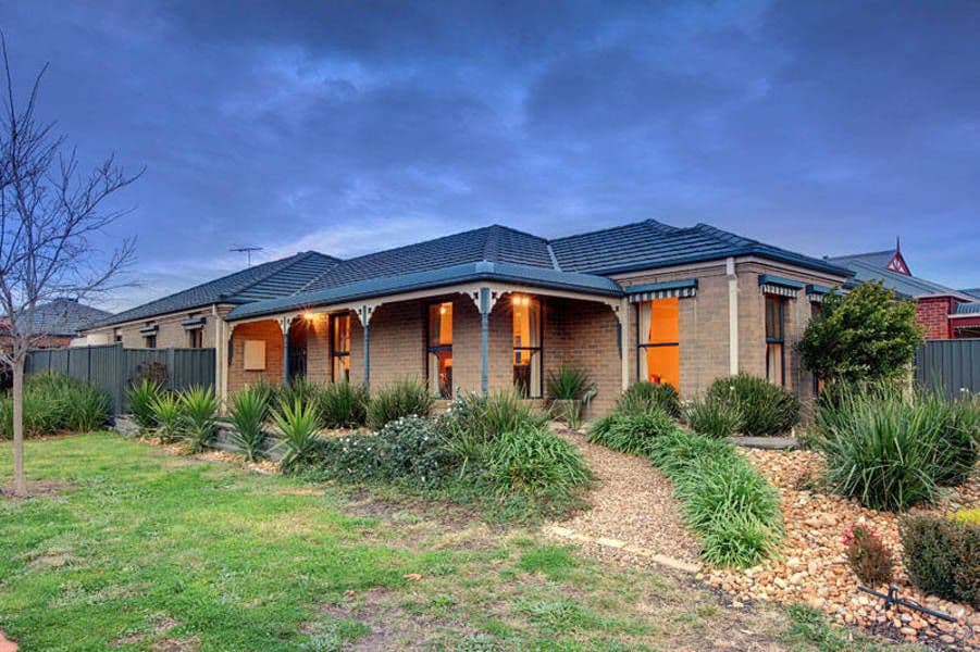 1 Mundi Crescent, Manor Lakes VIC 3024, Manor Lakes - Image 1