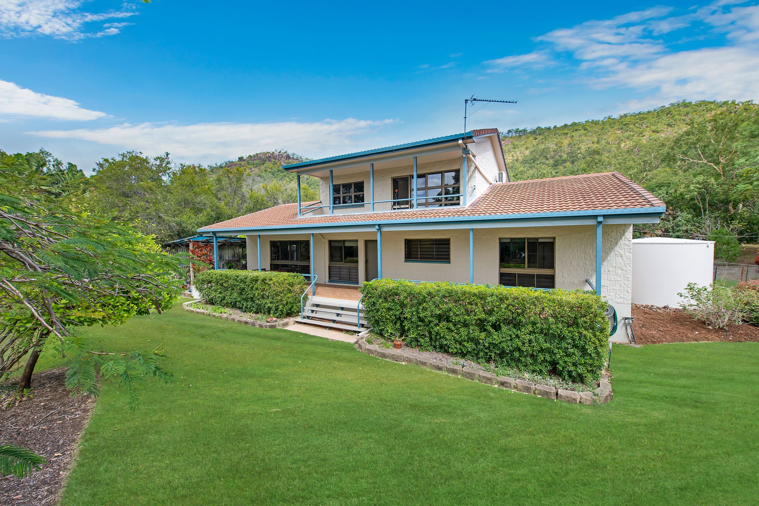 8 Bill Court, Alligator Creek QLD 4816, Alligator Creek - Image 1