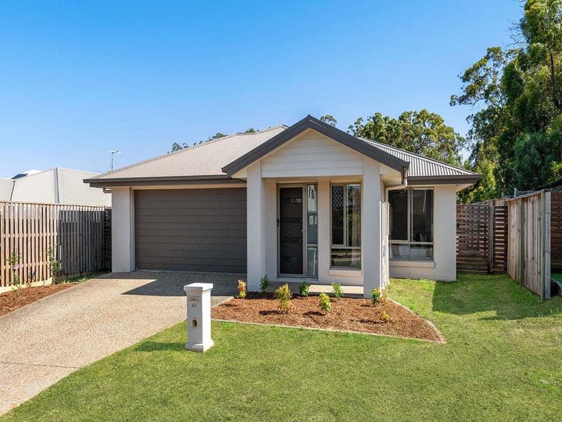 46 Ellabay Crescent, Redland Bay - Image 1