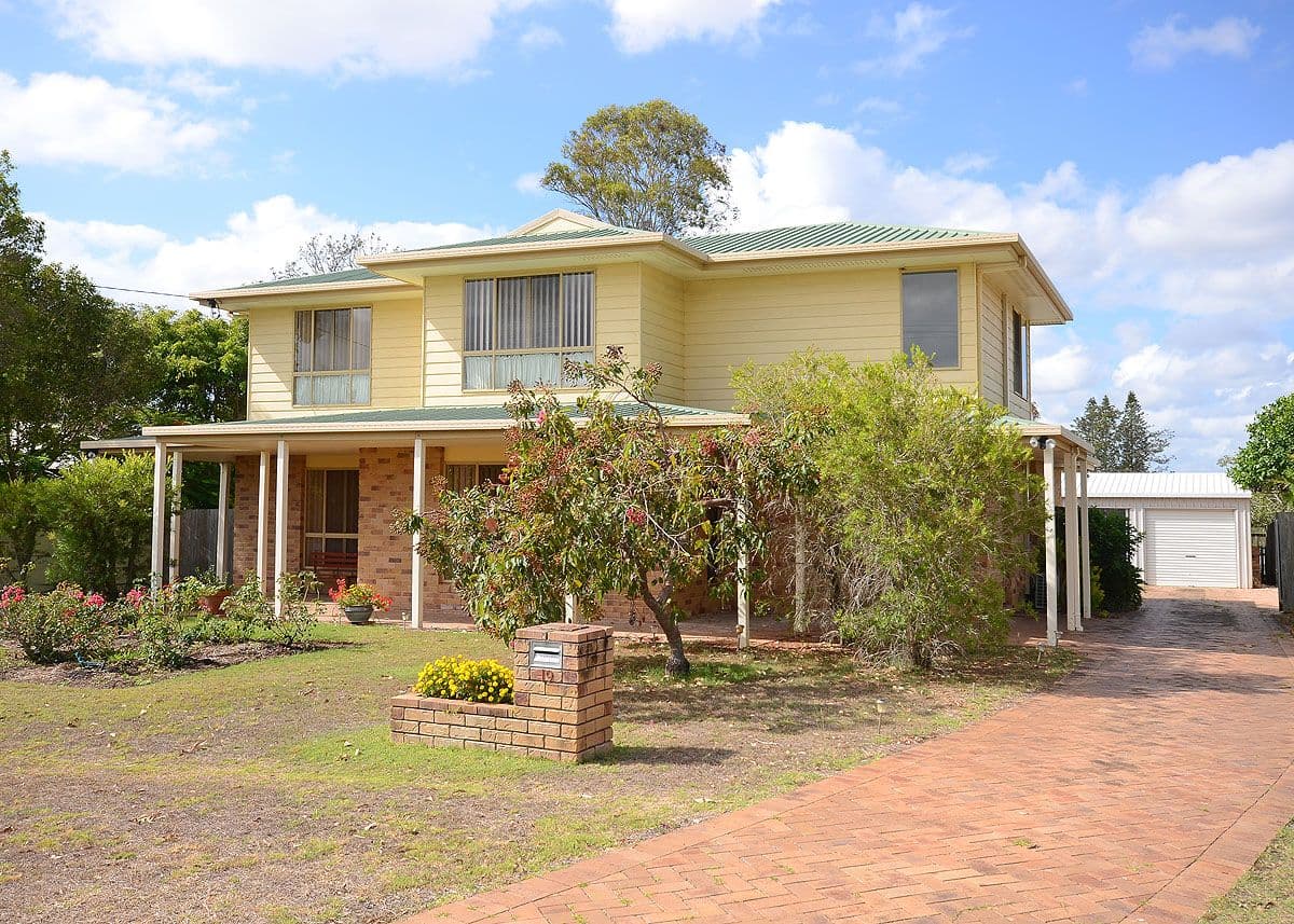 19 Helsham Street, POINT VERNON QLD 4655, Point Vernon - Image 1