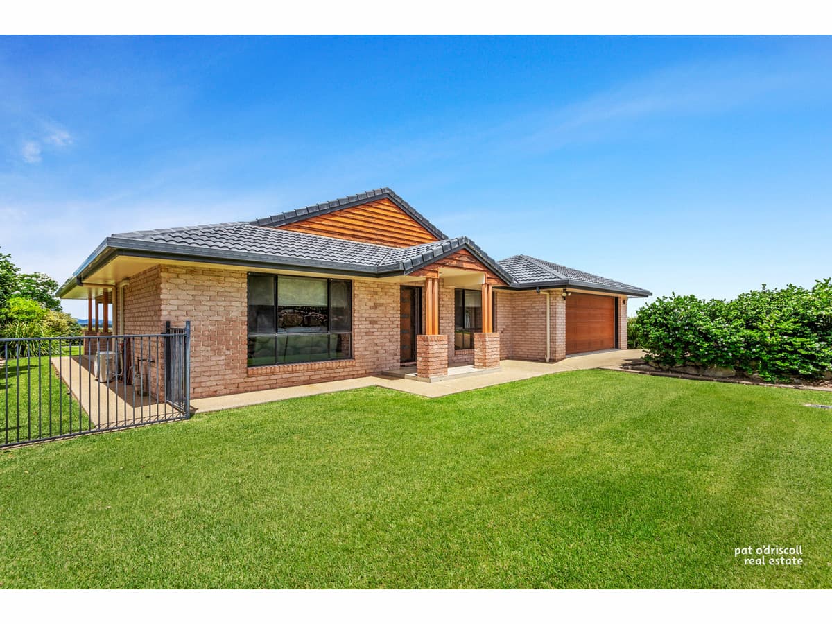 8 Skyline Drive, Norman Gardens QLD, Norman Gardens - Image 1