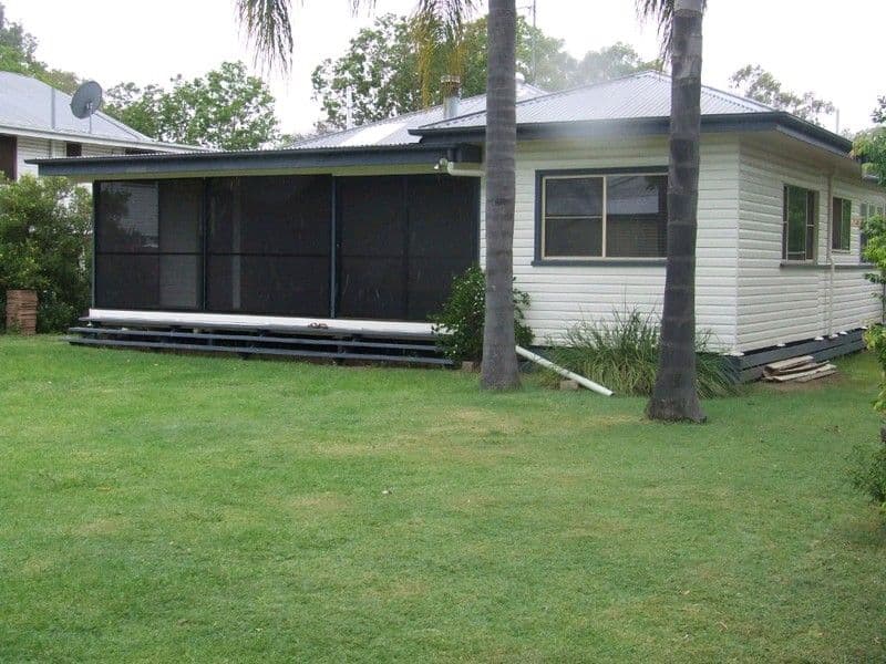 33 Herbert Street, GOONDIWINDI QLD 4390, Goondiwindi - Image 1