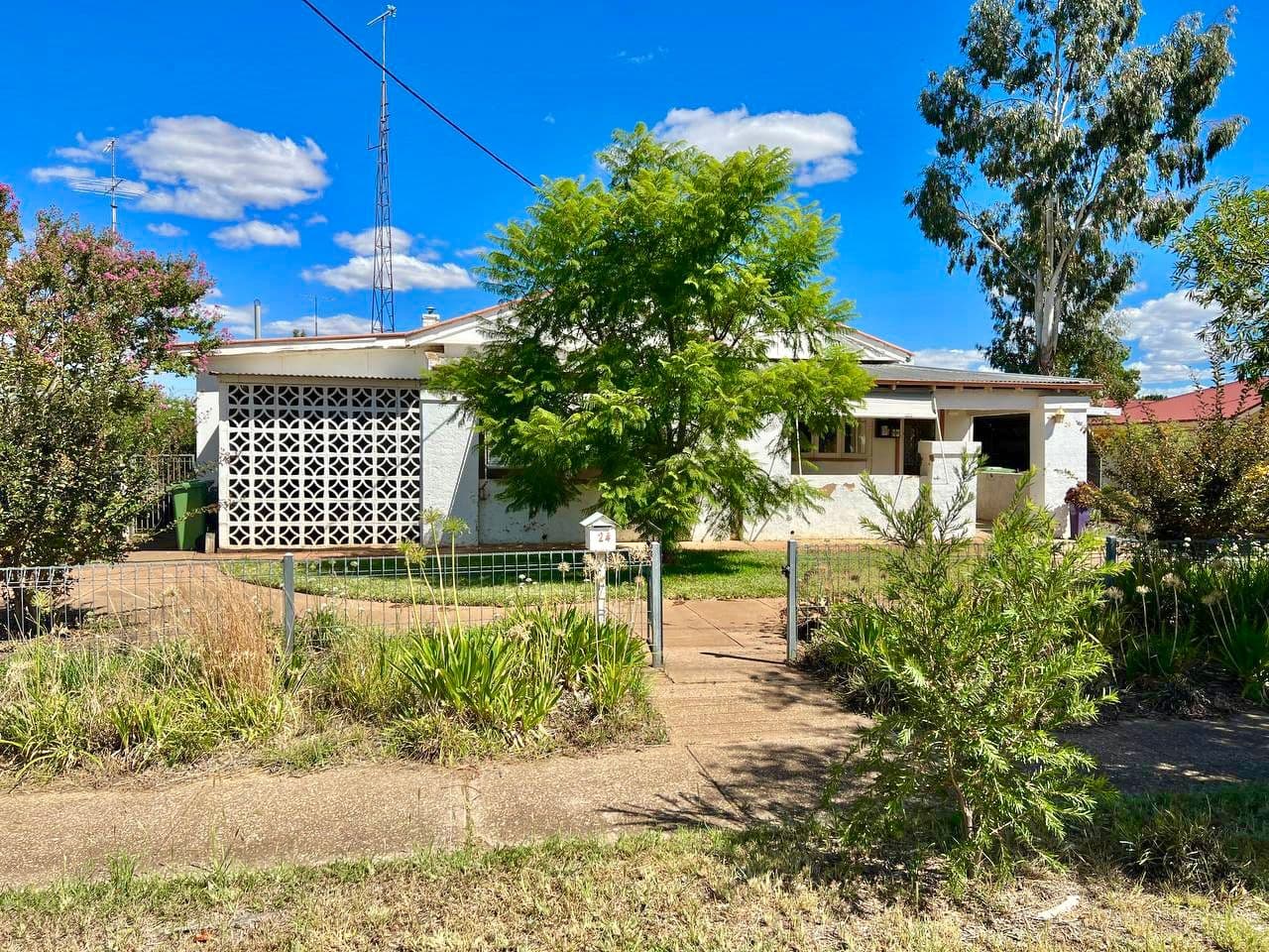24 Shire Street, West Wyalong NSW 2671, West Wyalong - Image 1