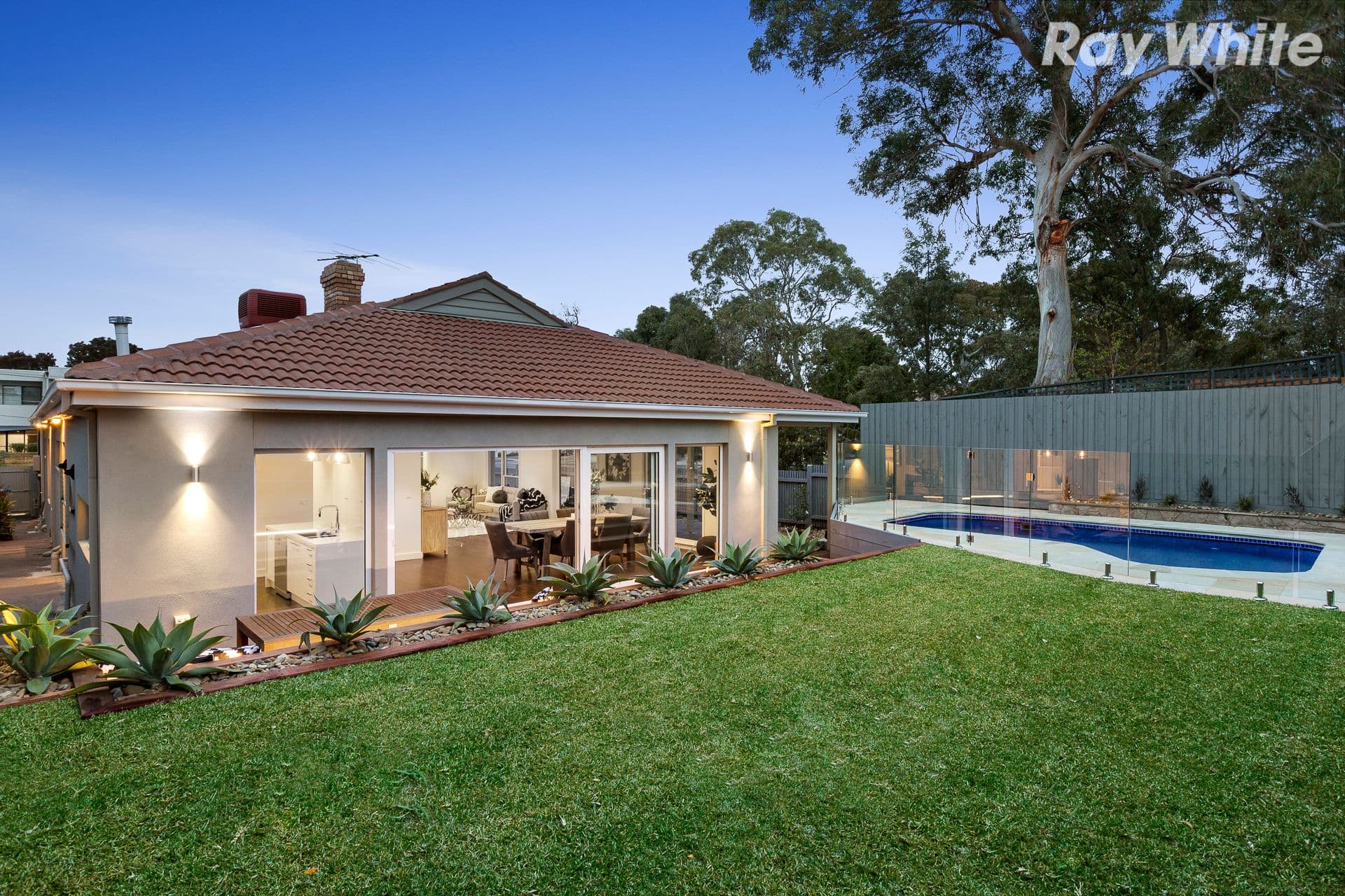 11 Banksia Avenue, Beaumaris VIC 3193, Beaumaris - Image 1