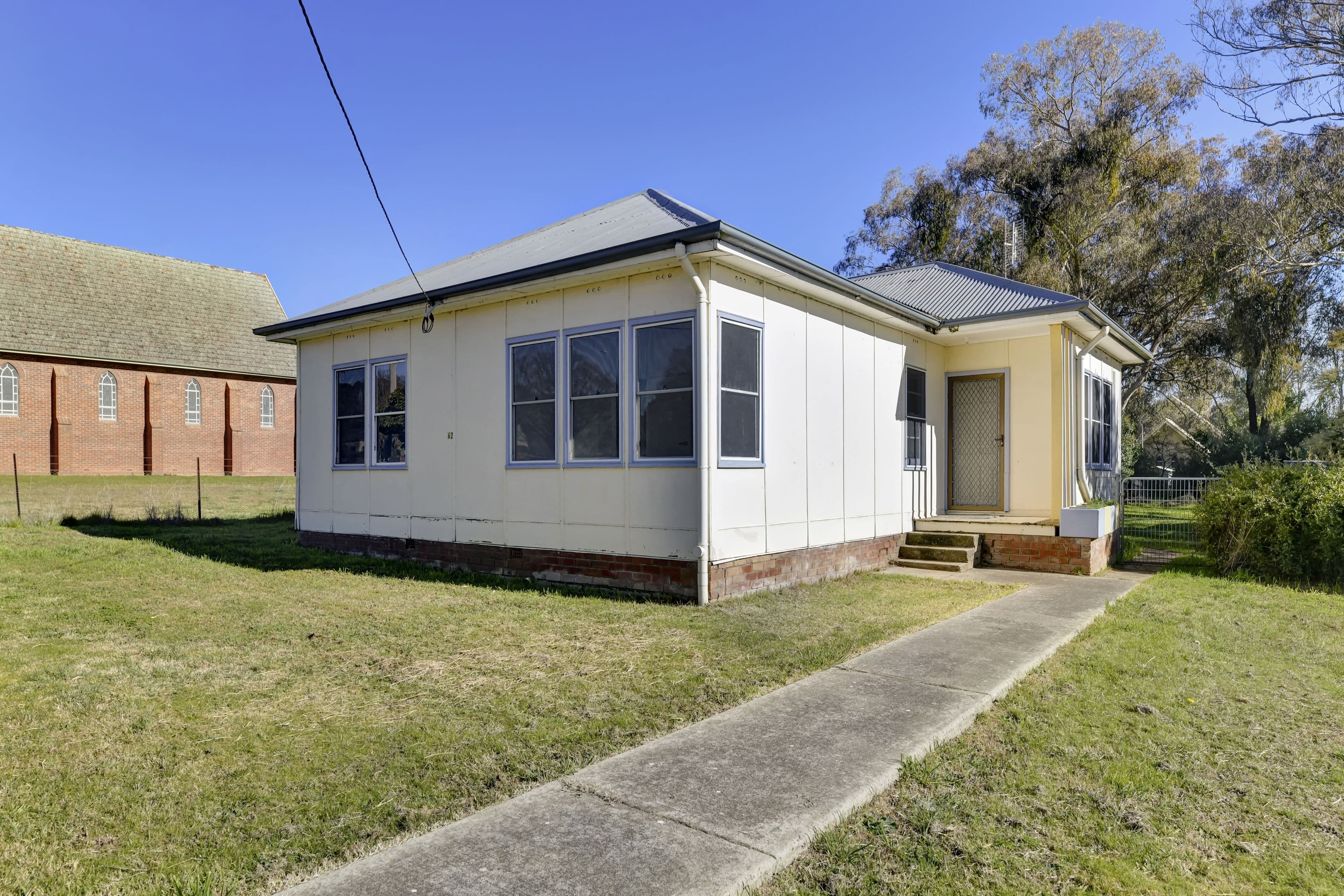 62 Olive Street, Mandurama NSW 2792, Mandurama - Image 1