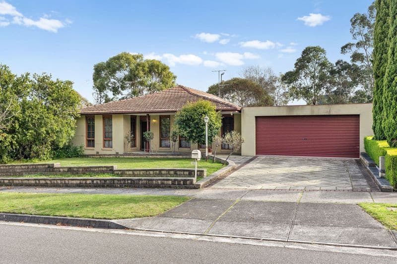 86 Charles Green Avenue, Endeavour Hills - Image 1